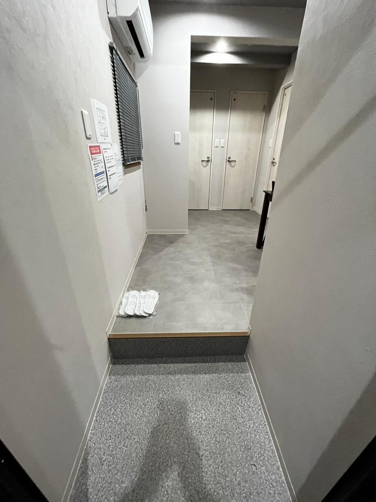庵101 駅から徒歩4分 空港 難波 梅田直結 大空間双卧双卫 67平 8人部屋 * Osaka