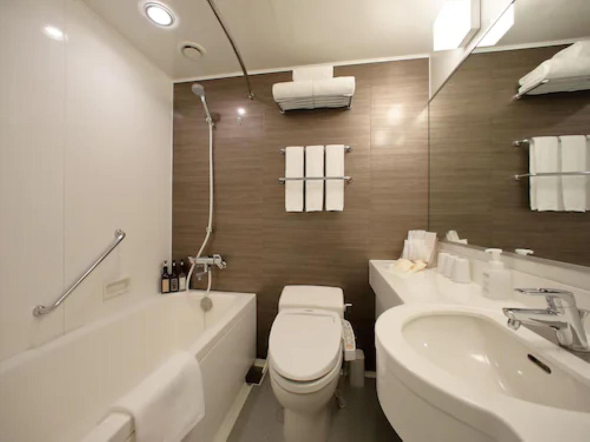 Oriental Universal 4* Osaka