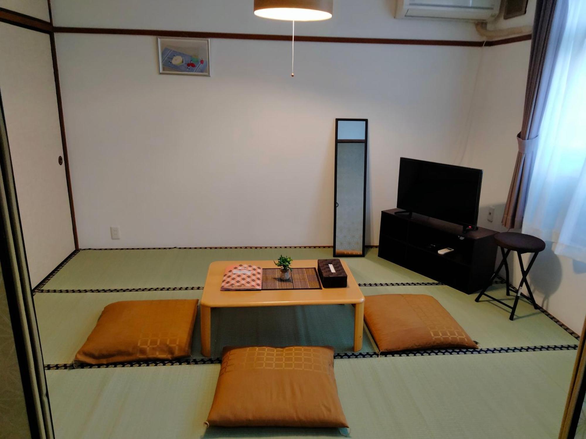 Apartment 波除ハイツ Osaka