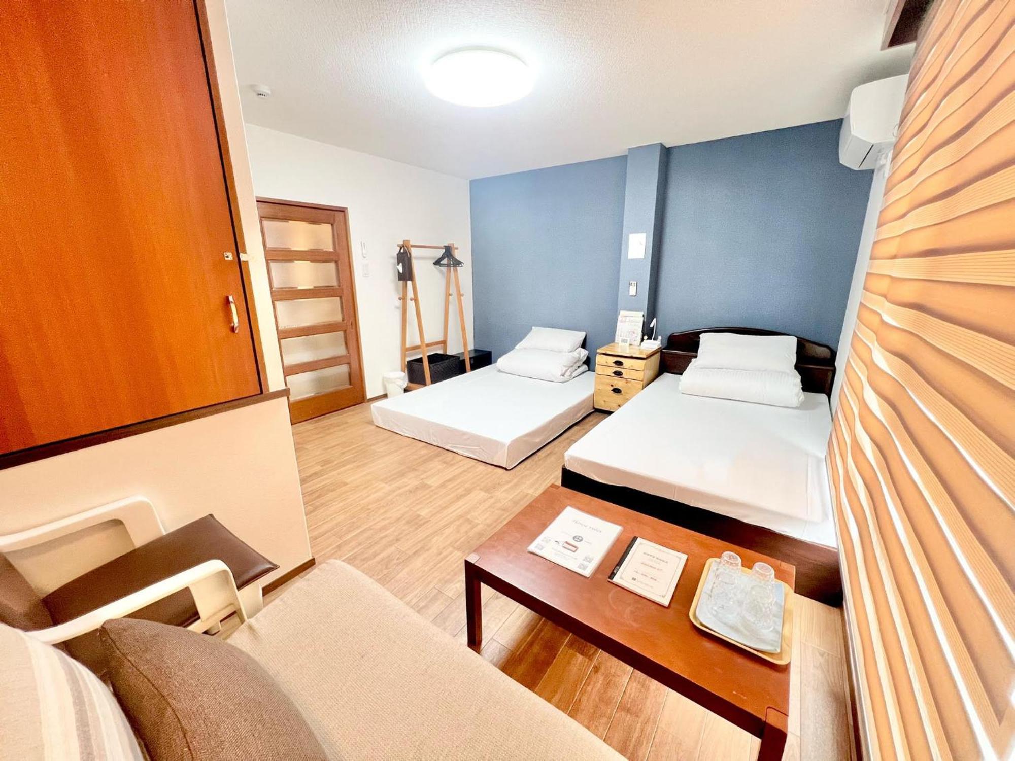 Kansai Guesthouse: Convenient Tsuruhashi Near Namba And Universal Apartamento