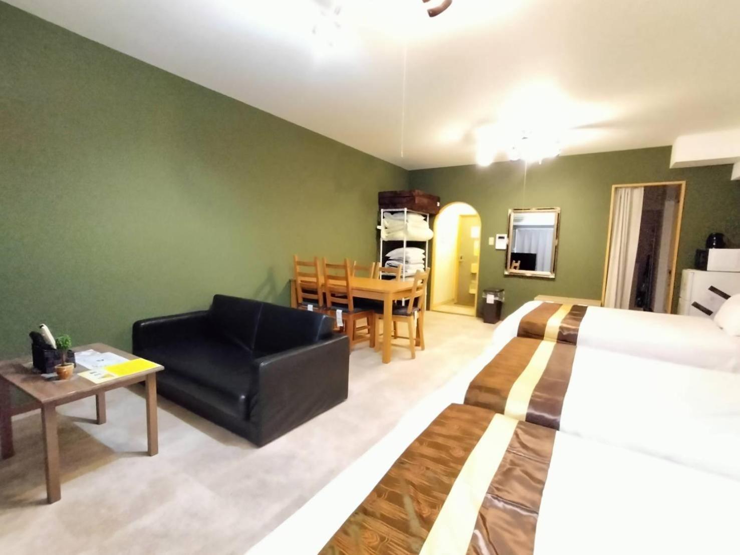 Arkadia Ef Apartment *