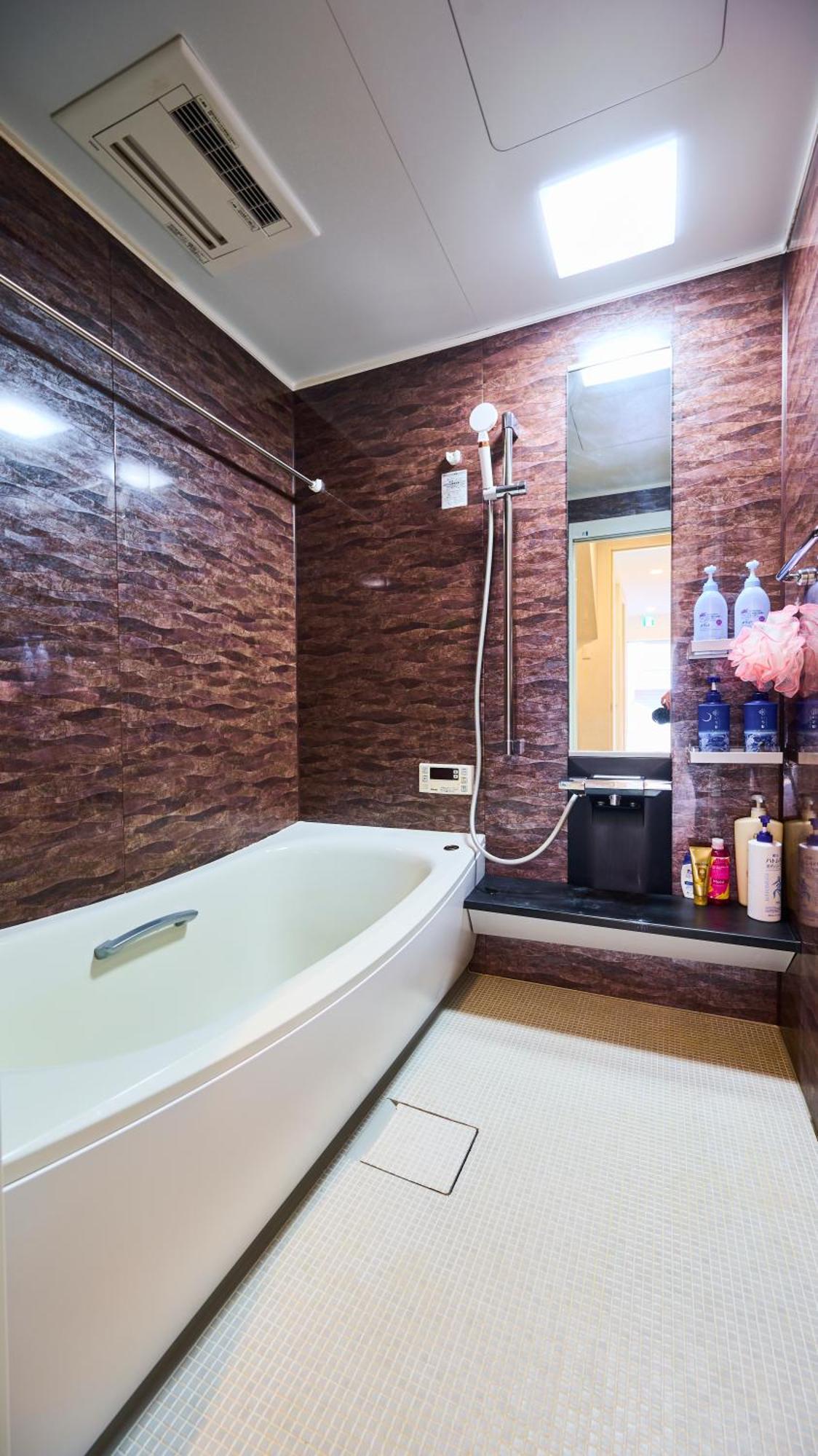 M House: New Near Tsuruhashi Station, Direct Access To Namba And Universal Osaka