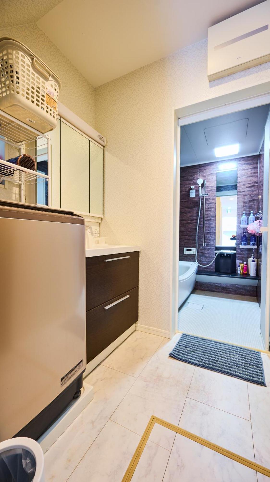 M House: New Near Tsuruhashi Station, Direct Access To Namba And Universal Holiday home Osaka