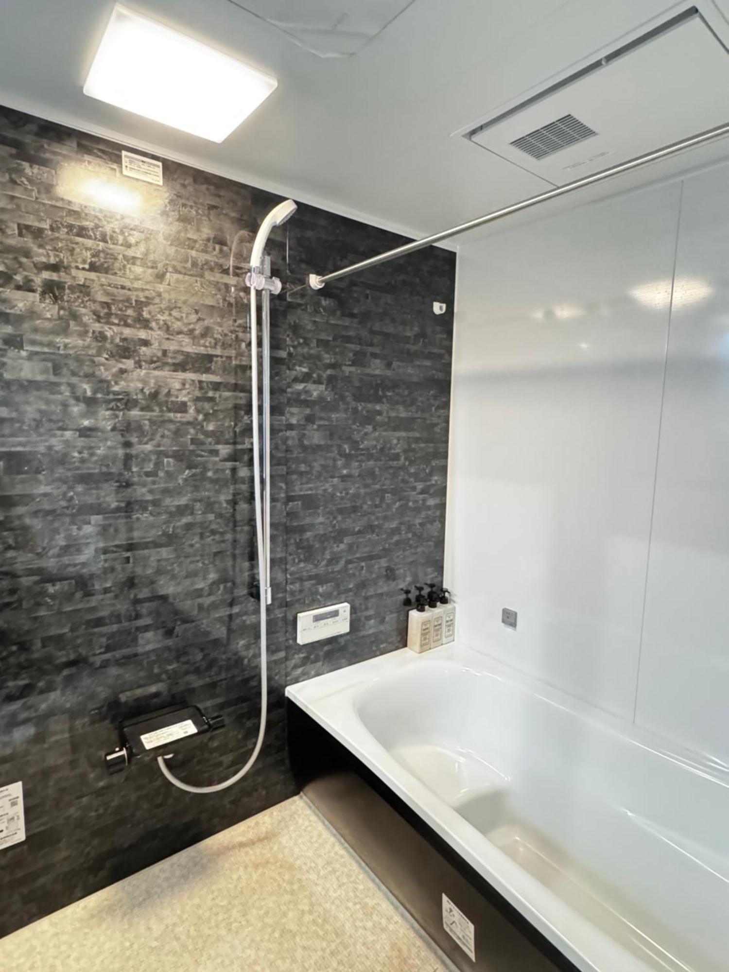 Official Trhouses 和御 玖鶴 15 Minutes To Shinsaibashi, Kuromon Market And Namba Osaka
