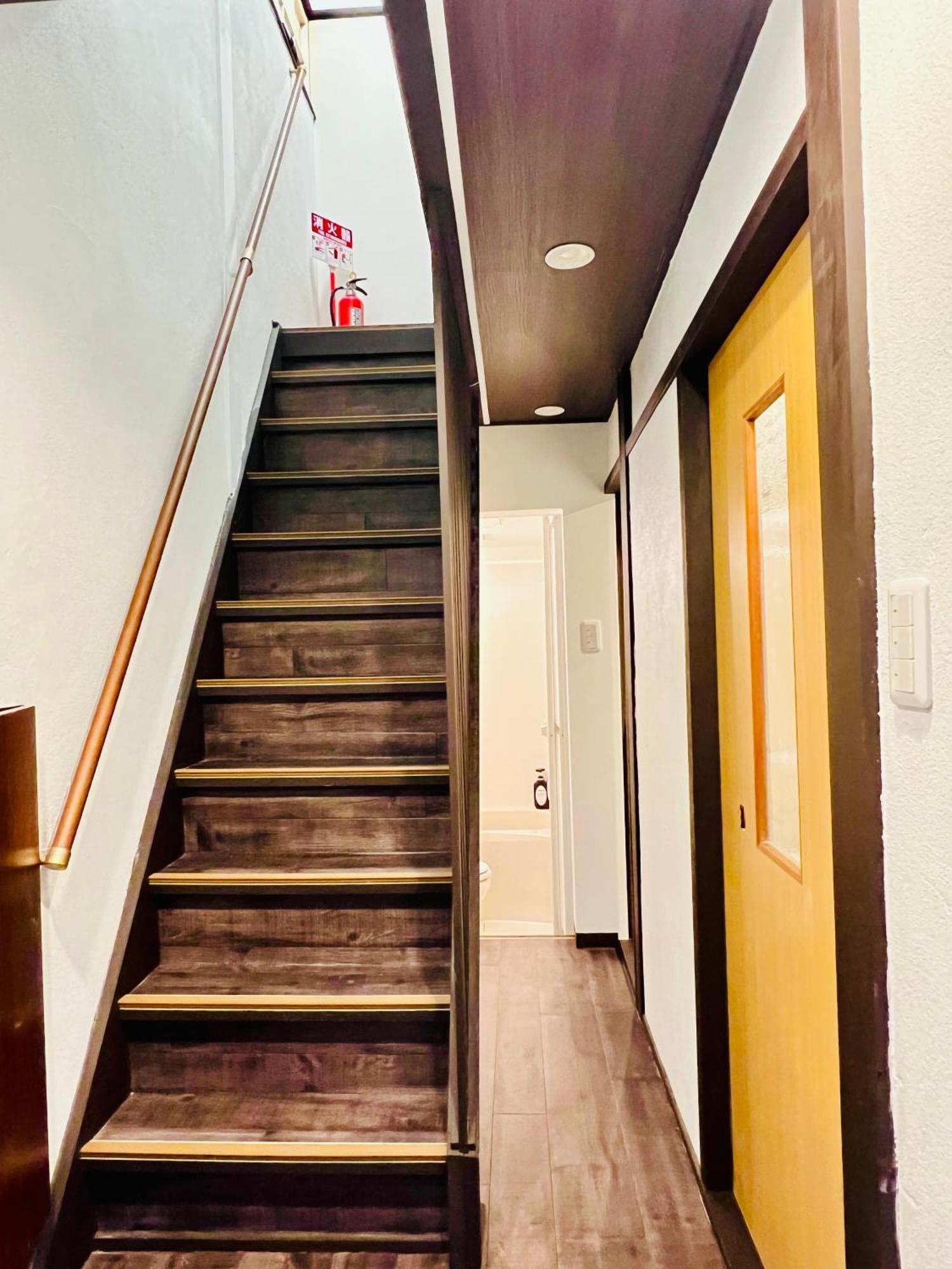 10mins To Namba For 10ppls Cozy House