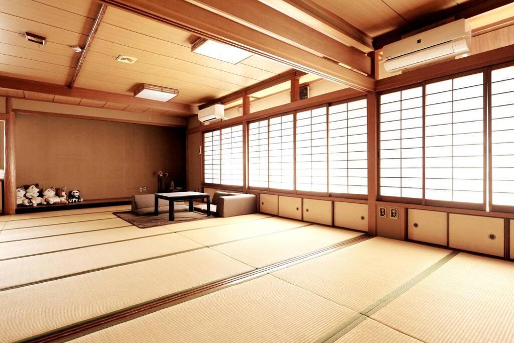 Apartment 2stop To Namba!for Family,friends! Osaka