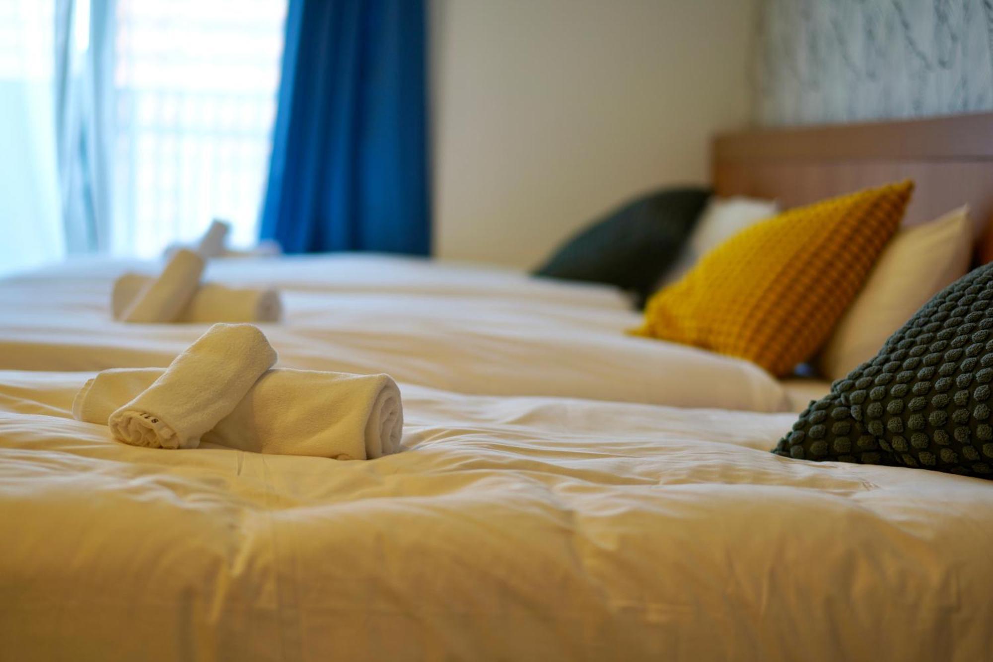 11 Namba Minami Shin-imamiya Apartment *