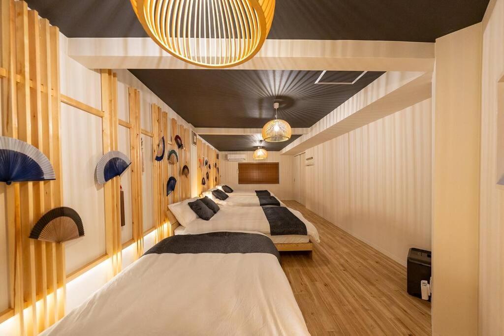Villa Nico!サウナ!ハンモック!yogibo!大画面プロジェクター!非日常の暮らし 寝室5つ トイレお風呂3台 Osaka