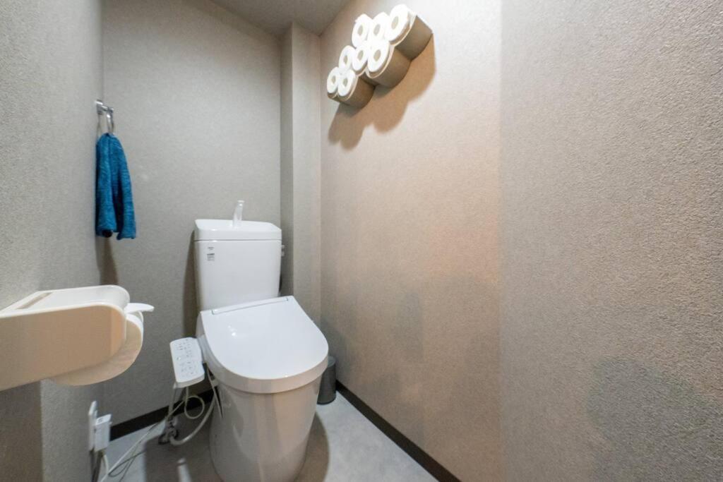 Villa Nico!サウナ!ハンモック!yogibo!大画面プロジェクター!非日常の暮らし 寝室5つ トイレお風呂3台 Osaka