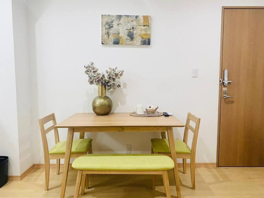 天下茶屋1階 Max 6 People 2 4 Mins To Station Near Namba! Apartment *