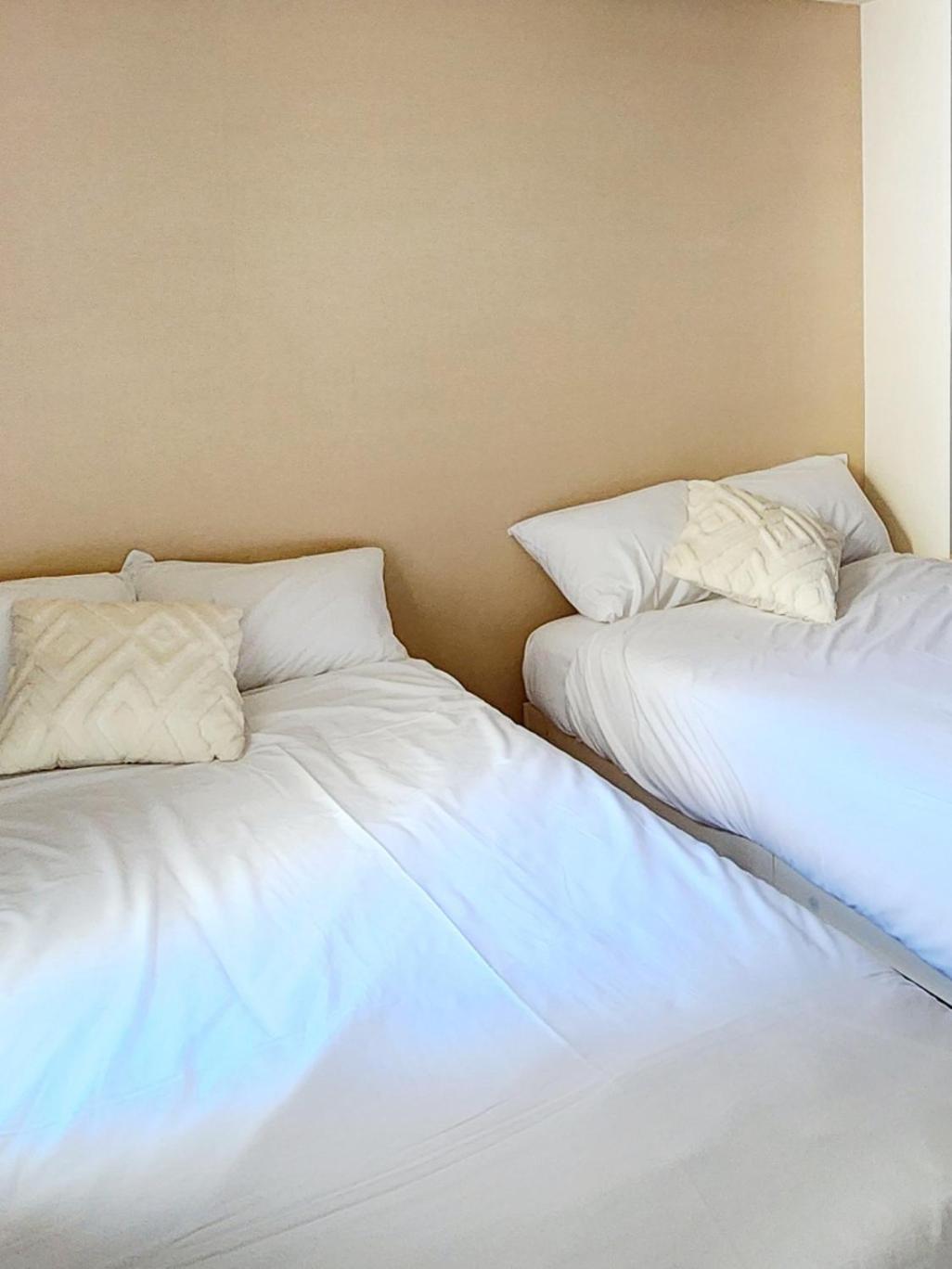 Cocone House Twin Bedroom 2 Stops From Namba Station *