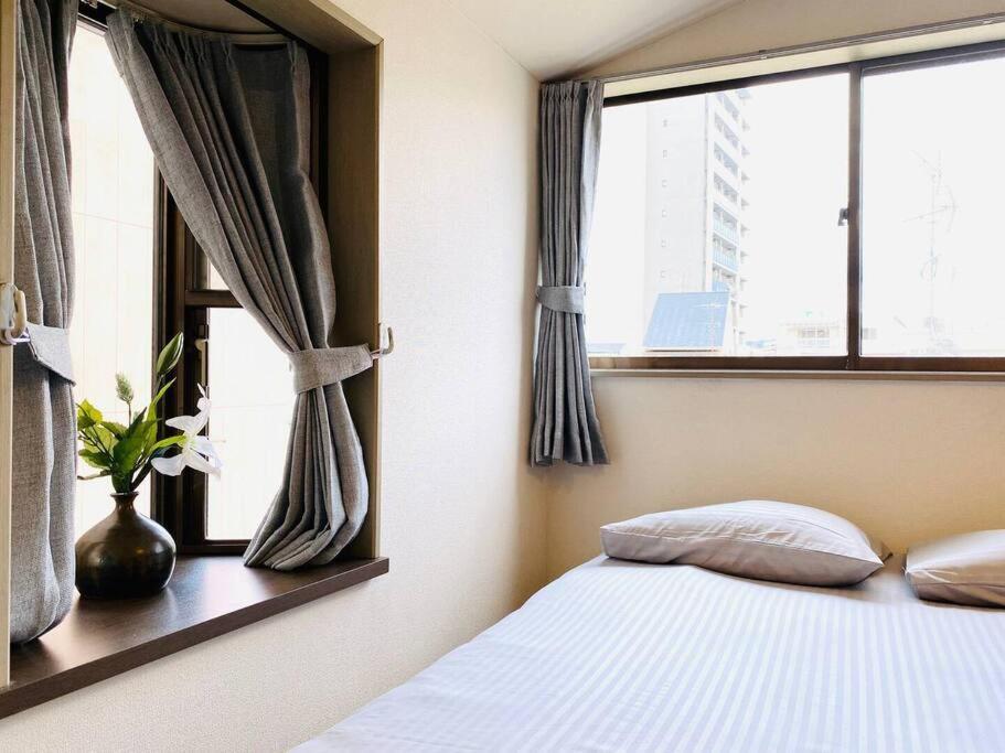 大きな一戸建てコリアンタウン難波道頓堀usjアクセス良好 Apartment