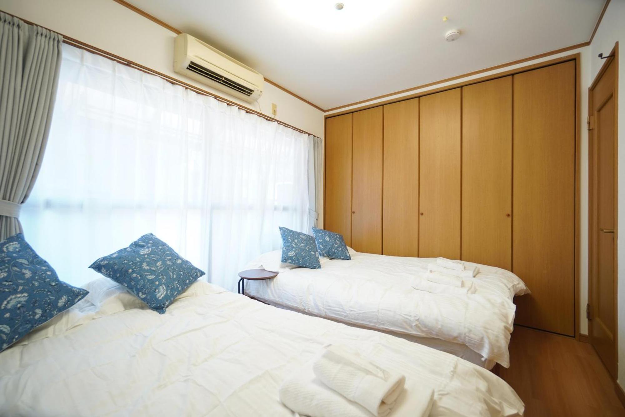 Tsuruhashi House 5bedroom Apartment *