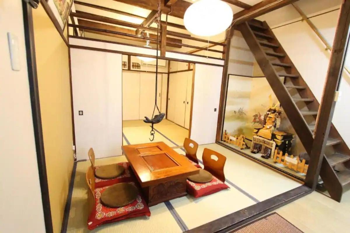 Sunrise House 桃谷 Villa
