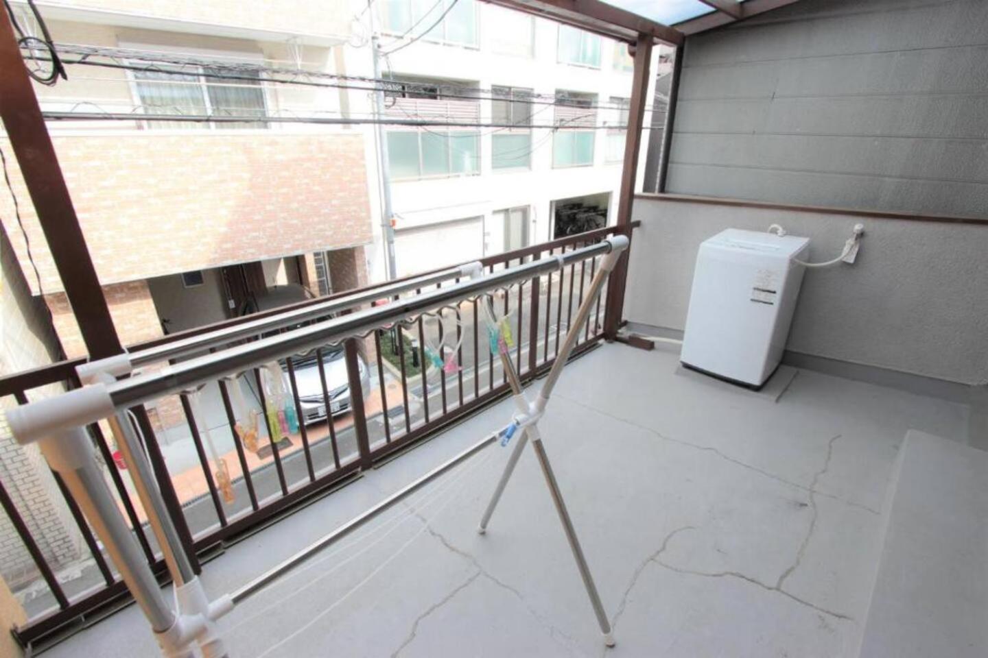 Sunrise House 桃谷 *