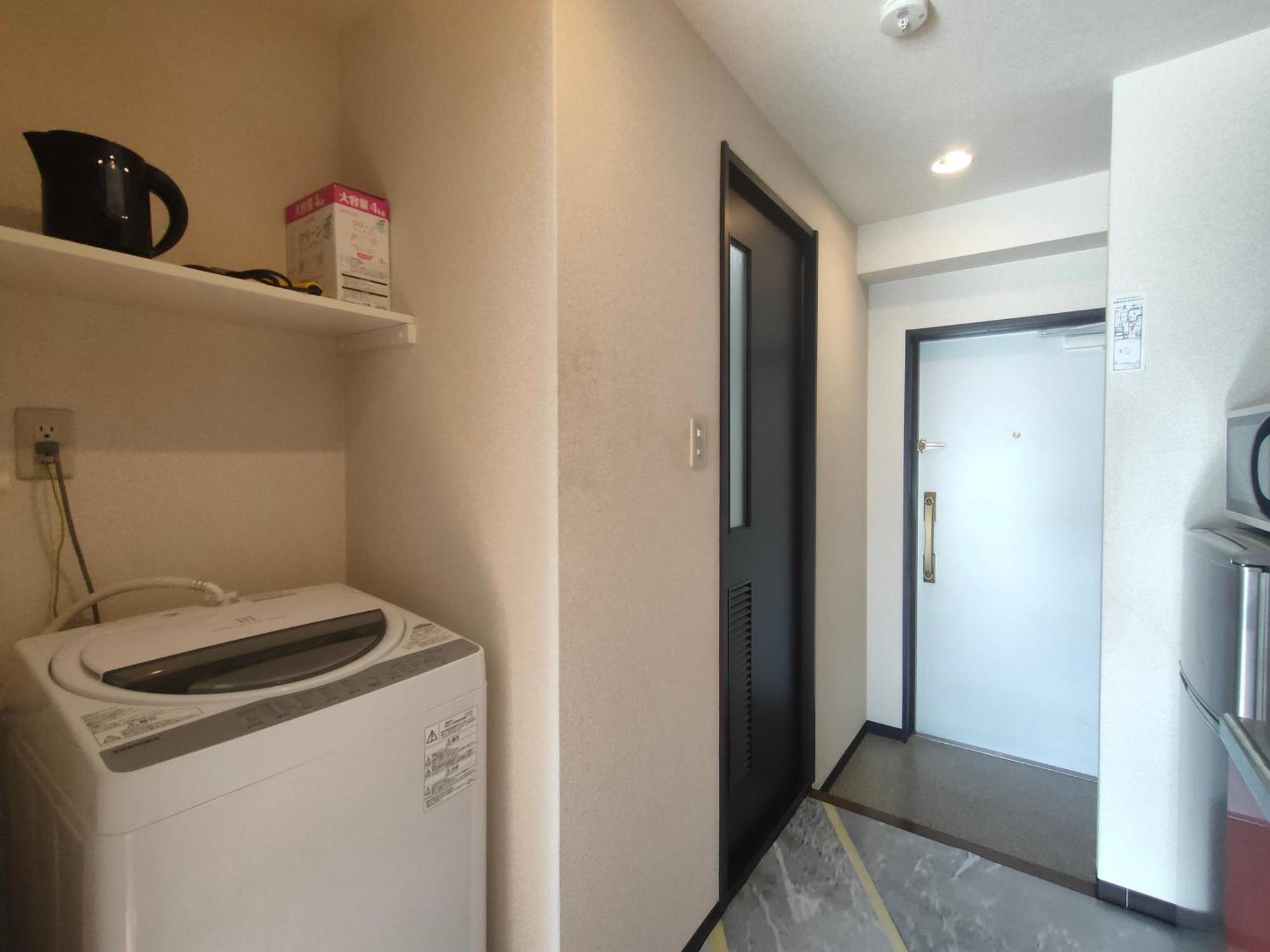 Close To Jr Nanba Station/airport Bus Terminal/1 Room/floor/elevator * Osaka