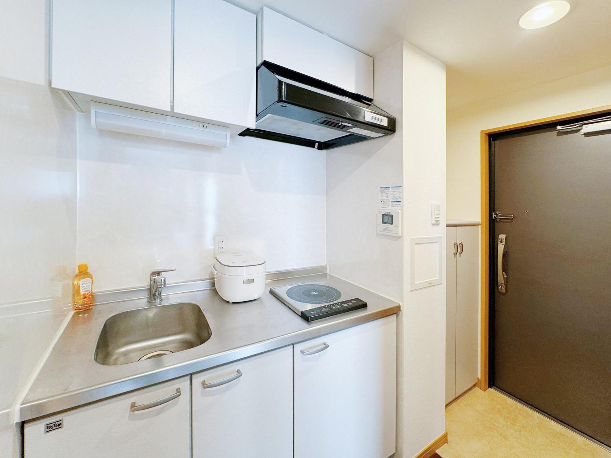 Apartamento クリスタルコート難波 *