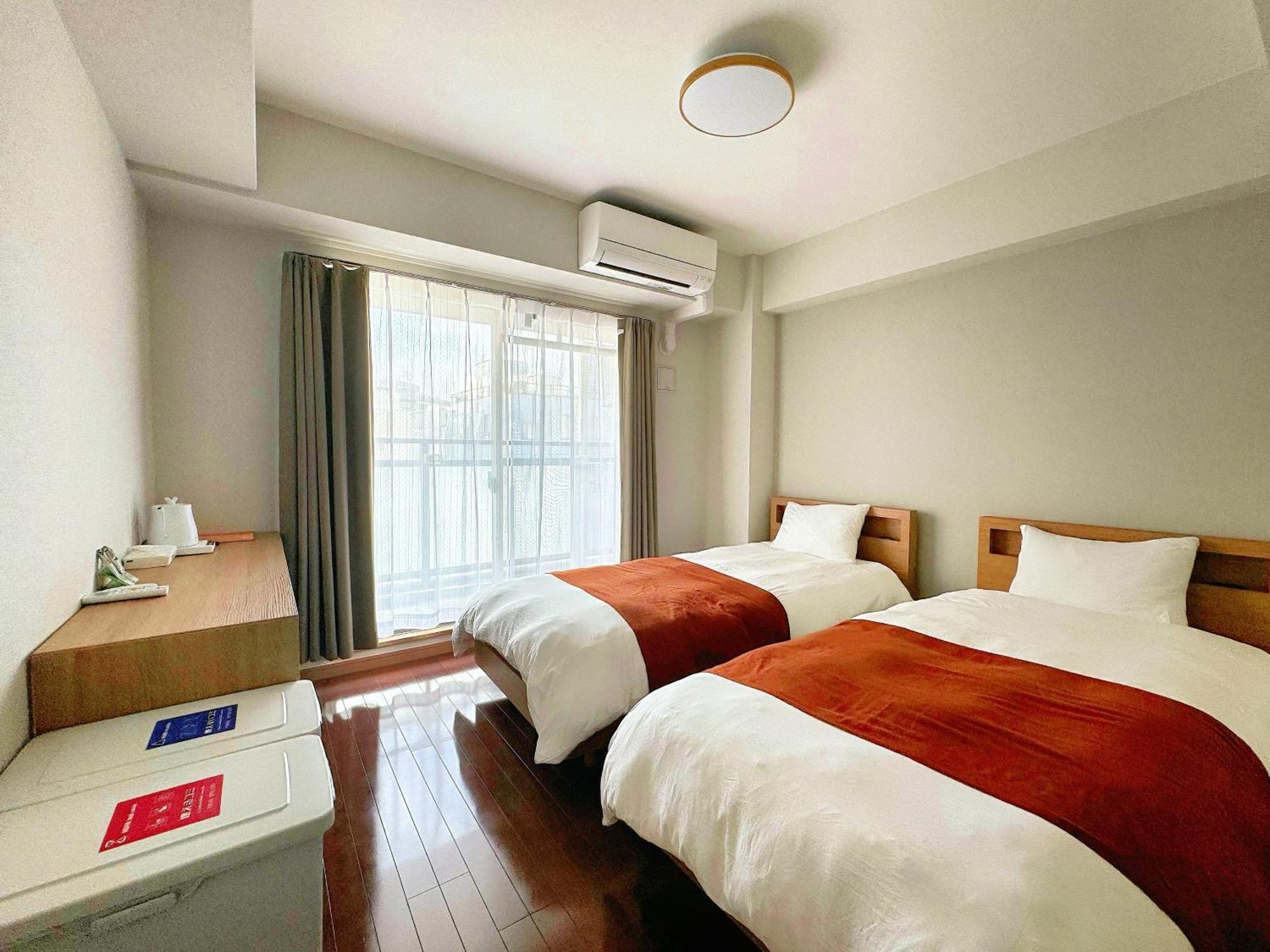Apartamento クリスタルコート難波