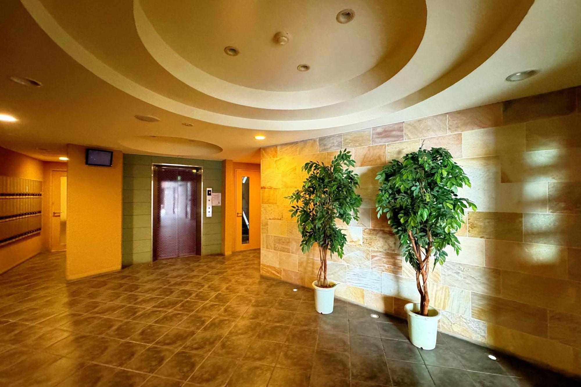 Apartamento クリスタルコート難波 Osaka