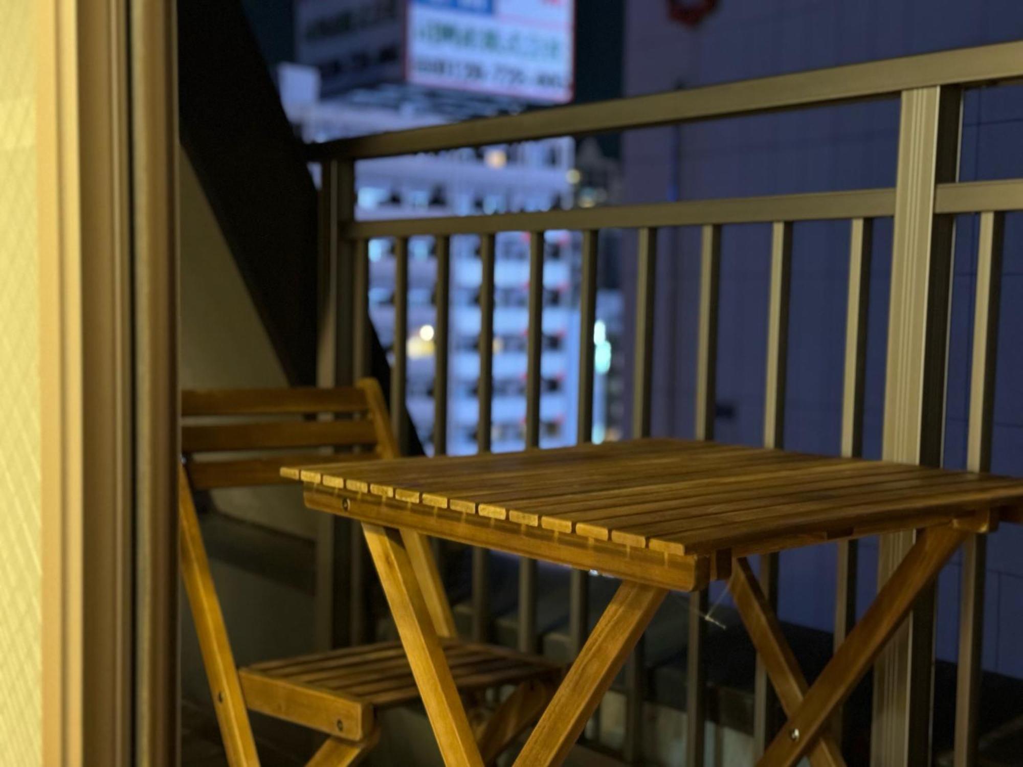 クリスタルコート難波 * Osaka