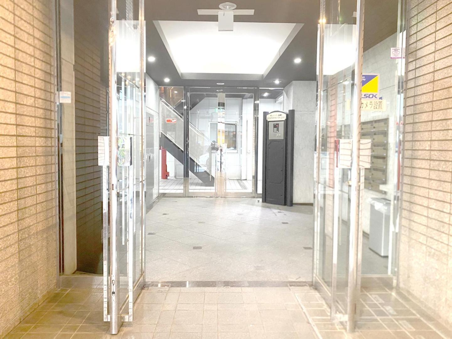 大阪中心街 道頓堀徒歩10分!!! 日本橋駅 徒歩10分 ホテルリネン使用 702 Apartment