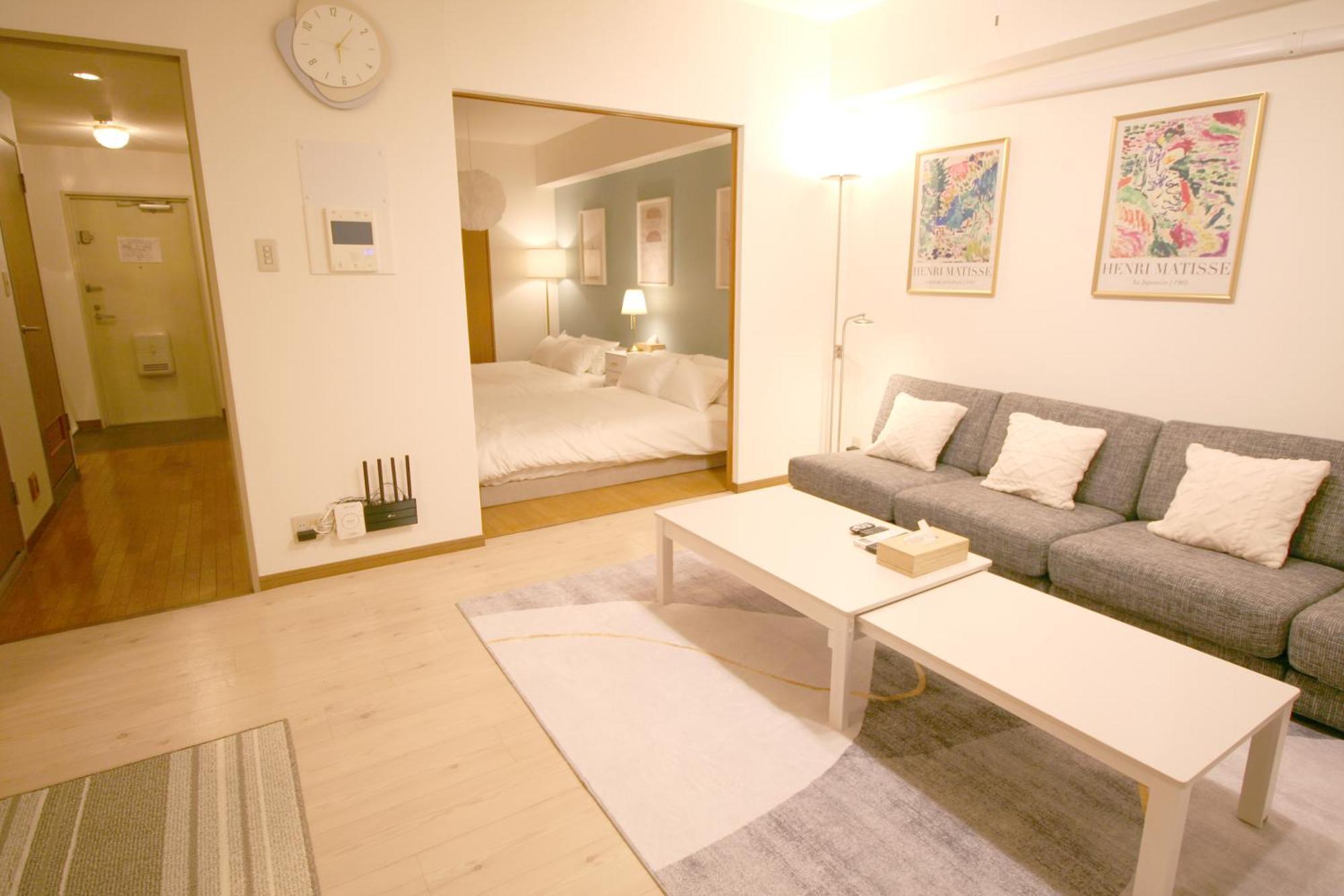 Apartment 大阪中心街 道頓堀徒歩10分!!! 日本橋駅 徒歩10分 ホテルリネン使用 702 Osaka