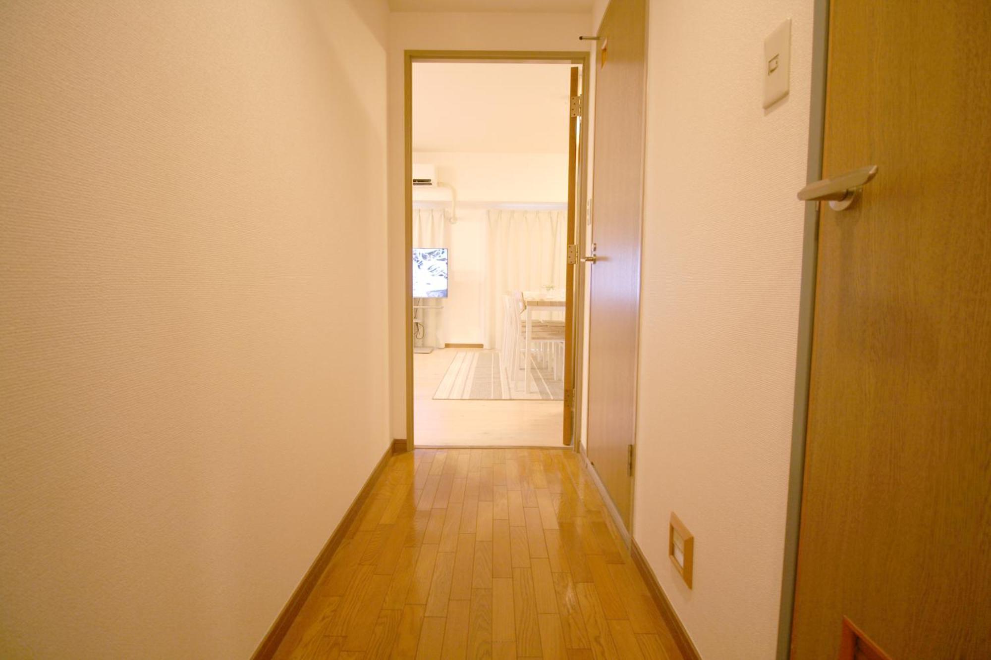 Apartment 大阪中心街 道頓堀徒歩10分!!! 日本橋駅 徒歩10分 ホテルリネン使用 702 Osaka