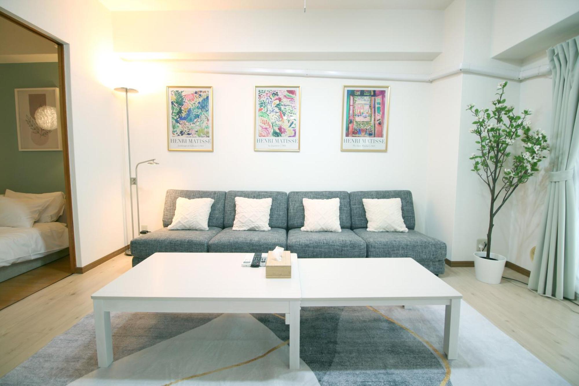 Apartment 大阪中心街 道頓堀徒歩10分!!! 日本橋駅 徒歩10分 ホテルリネン使用 702 Osaka