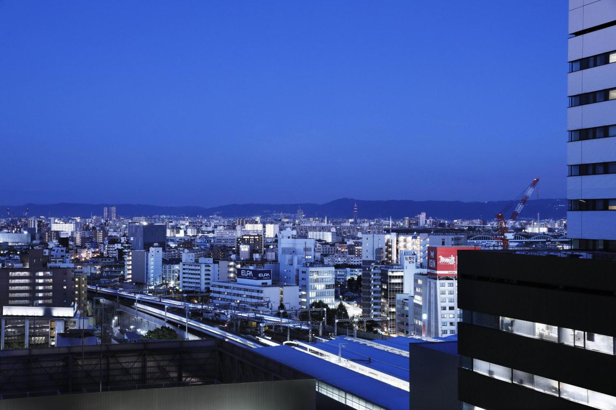 Courtyard By Marriott Shin-osaka Station 5* Osaka