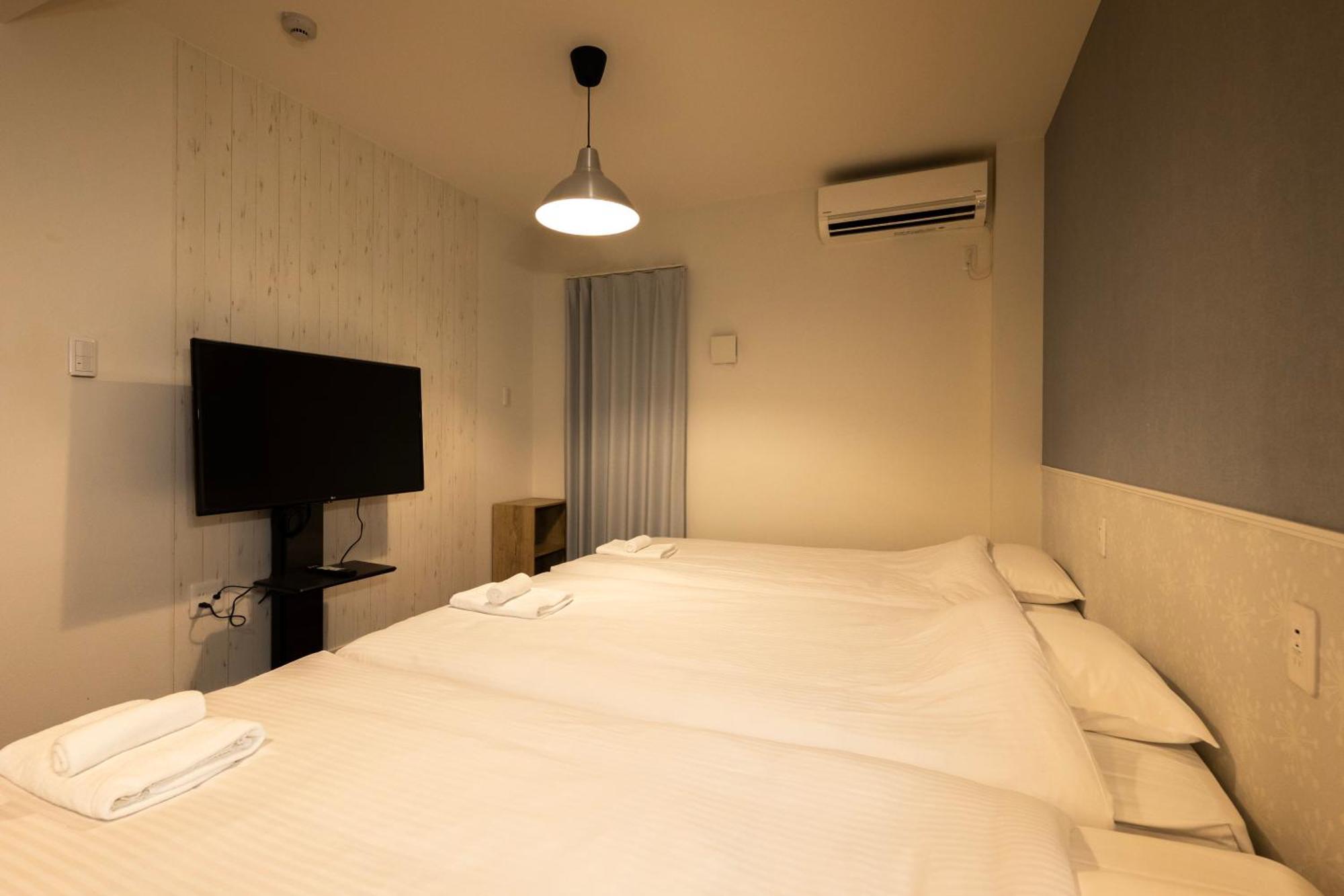 E-stay Namba Aparthotel