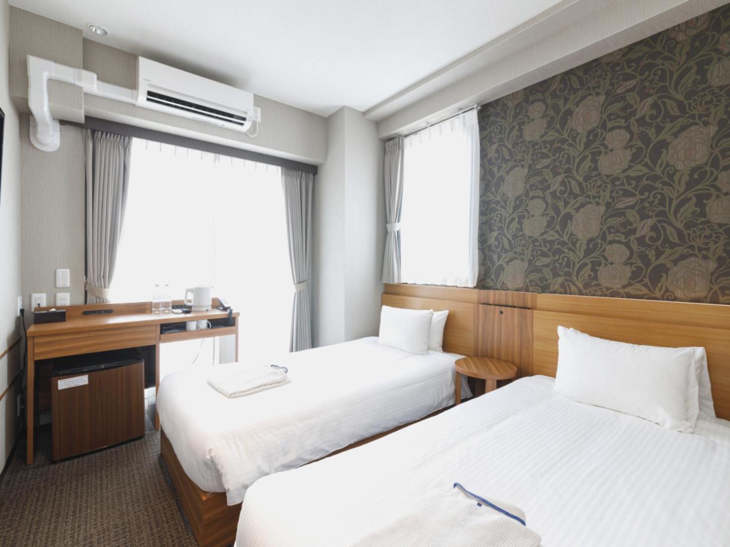 Five Hotel
