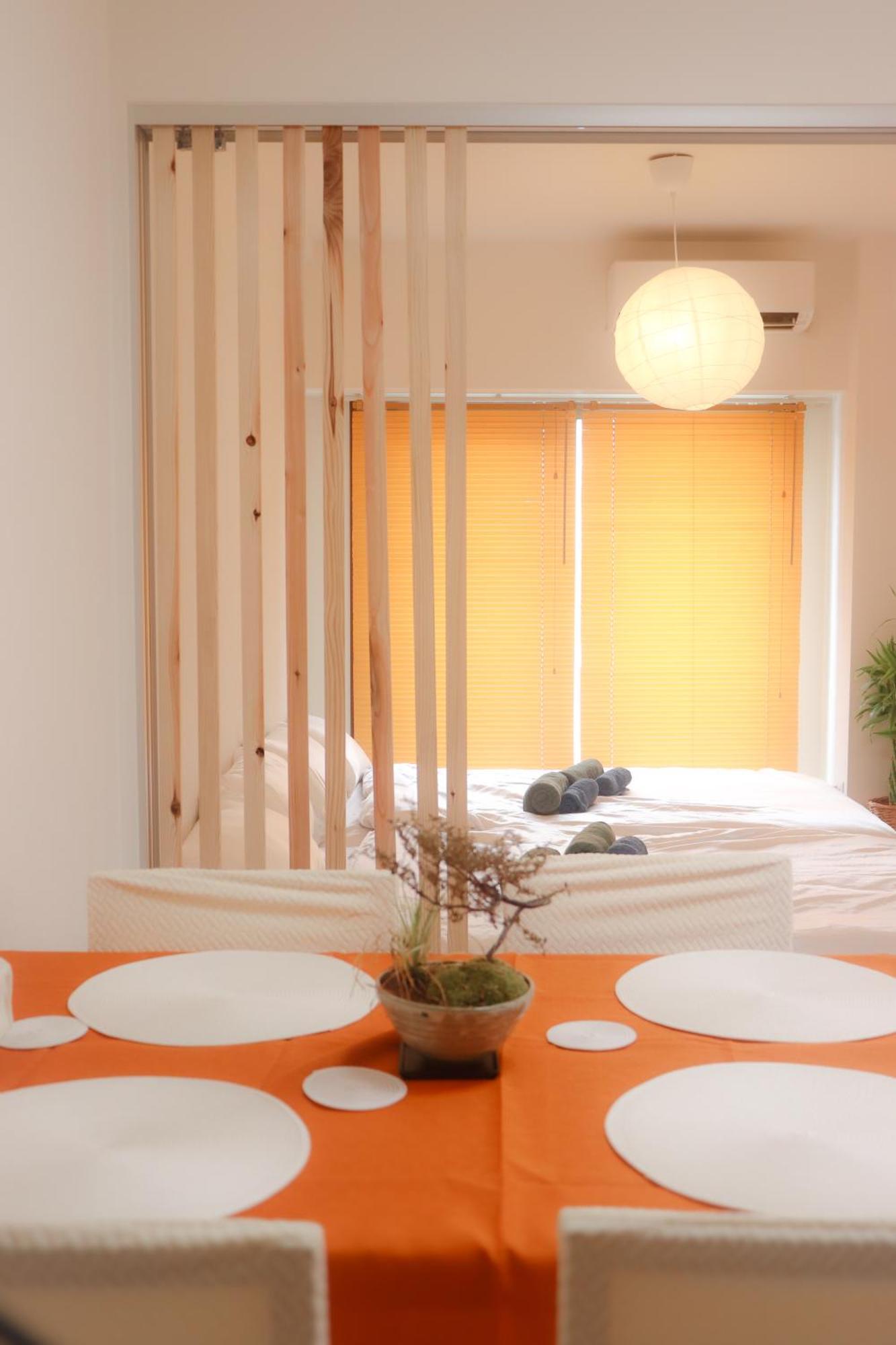 Apartment ランドマーク難波 *