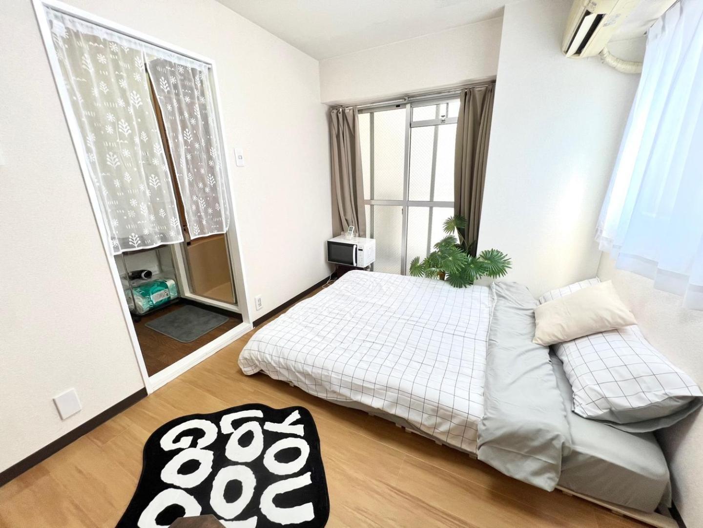難波駅 徒歩5分 4人ハウス F4 Apartamento Osaka