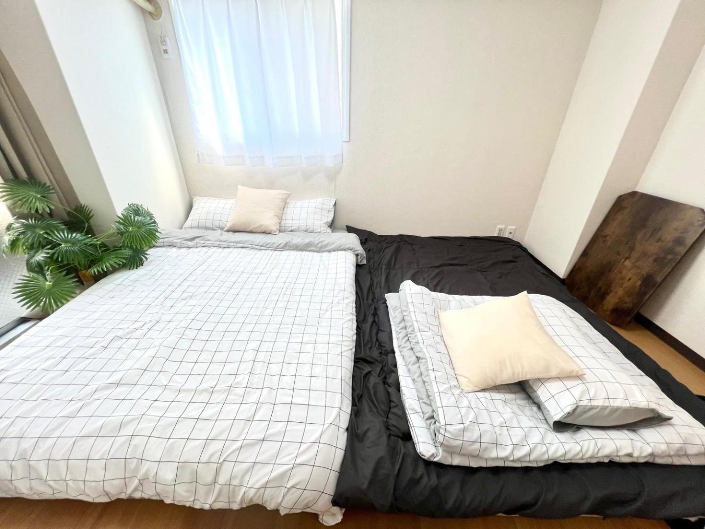難波駅 徒歩5分 4人ハウス F4 Apartamento