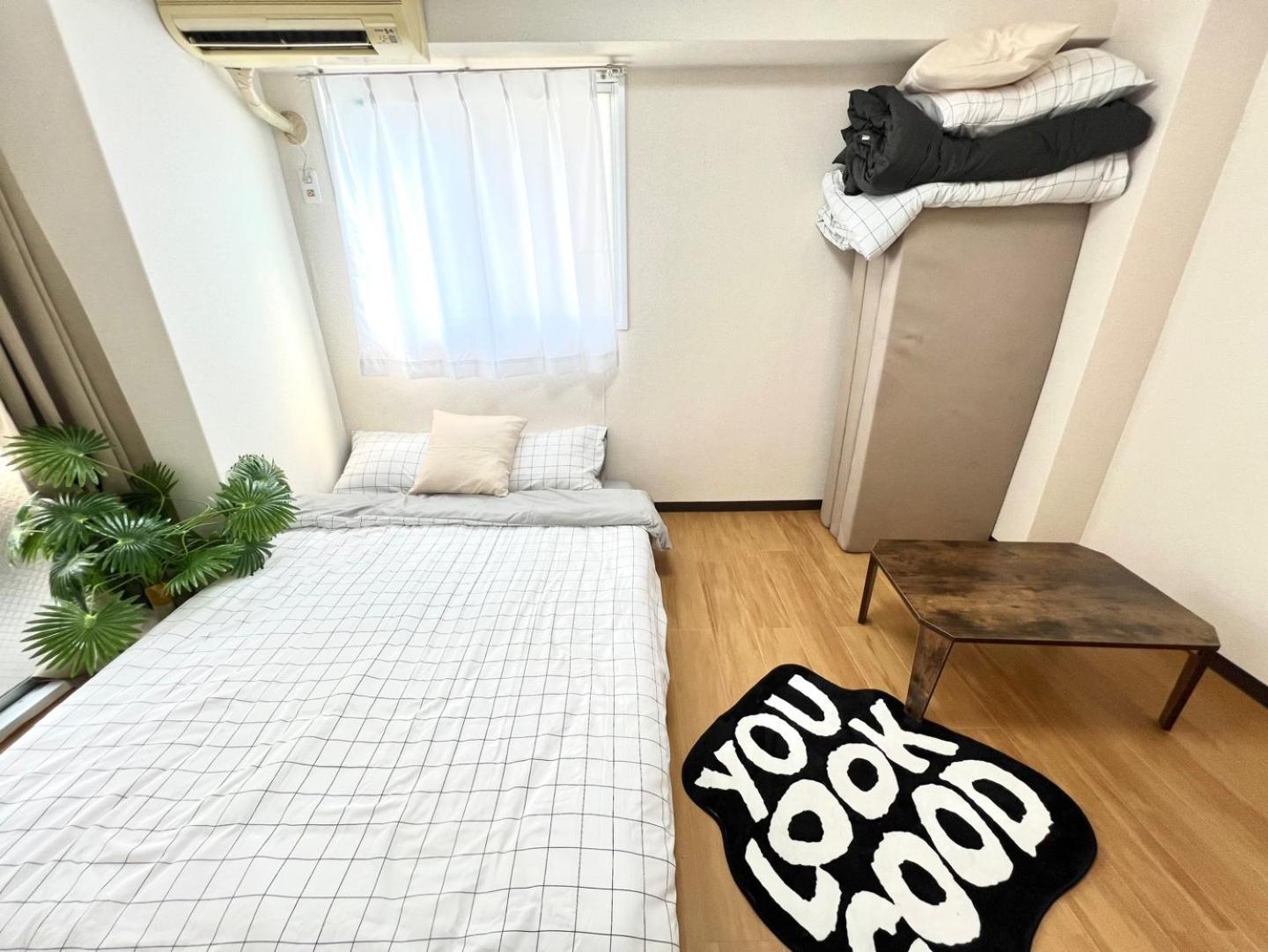 難波駅 徒歩5分 4人ハウス F4 Apartamento