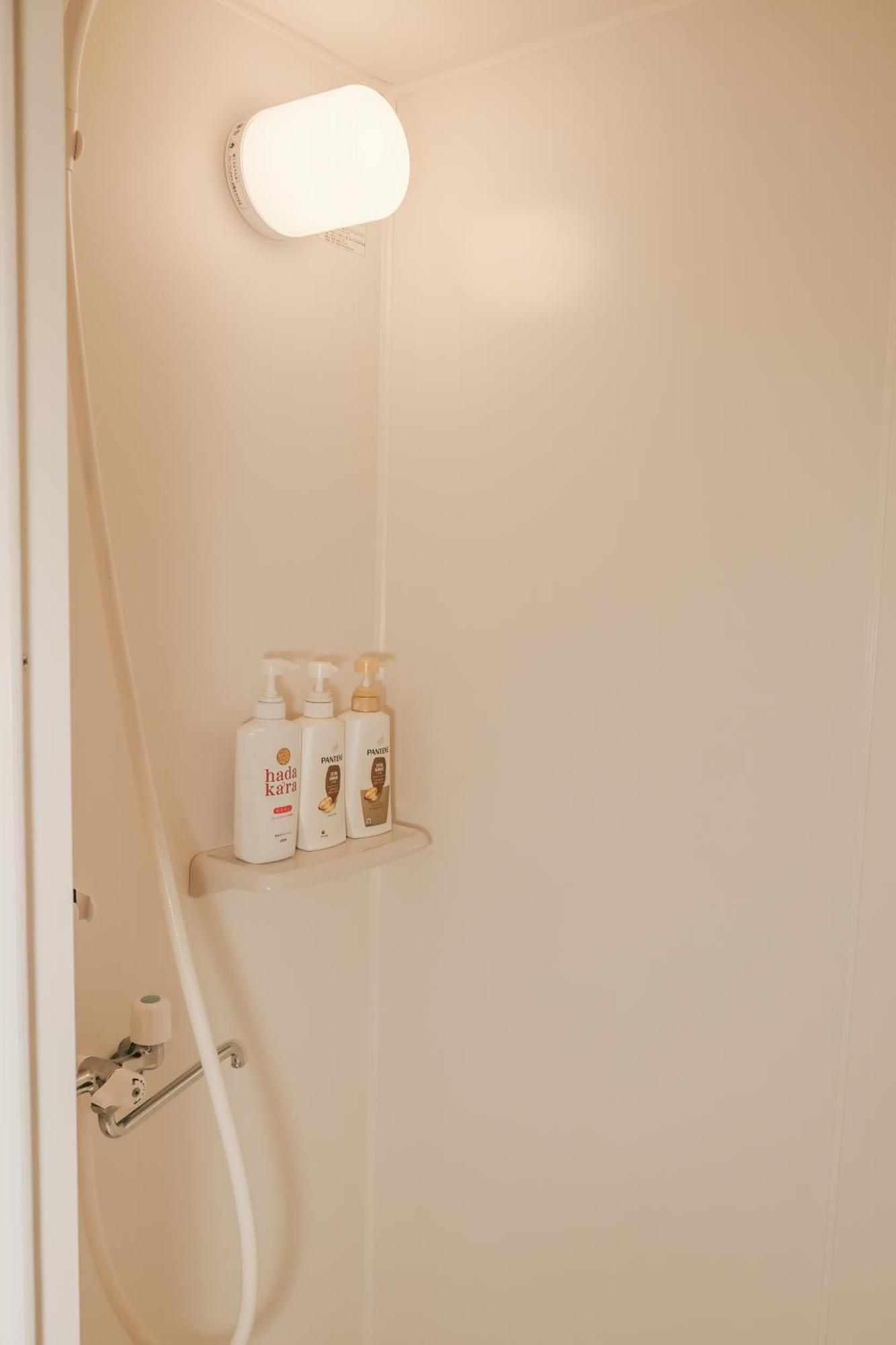 Hiyamagu Namba: Cozy 3-room Near Kuromon Market Apartment Osaka