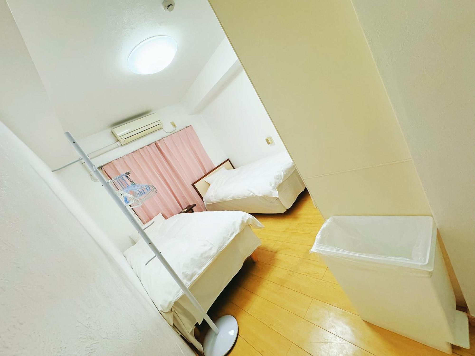 Apartment 島之内ｻﾝﾌﾟﾗｻﾞﾊｳｽ52 *