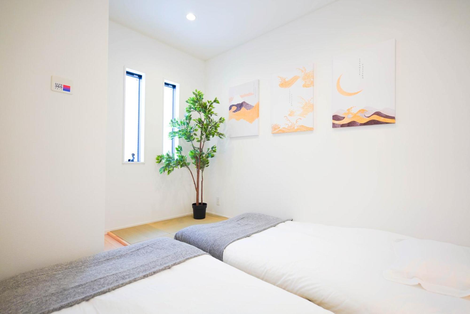 White Color New Design 5ppl Funny Play House 2ldk Osaka
