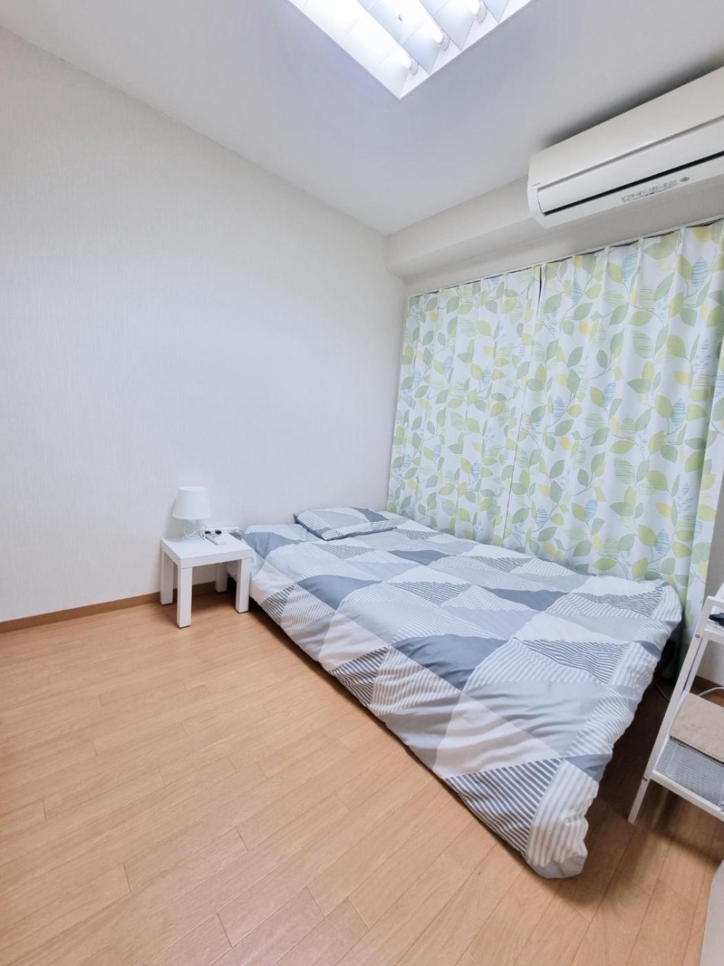 네코하우스 난바점 Apartamento Osaka