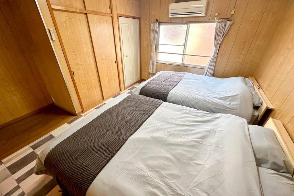 大正 Guest House! Usjと心斎橋へアクセス抜群!京セラドーム近くの大正駅徒歩5分!12人宿泊可能!一軒家貸切! *