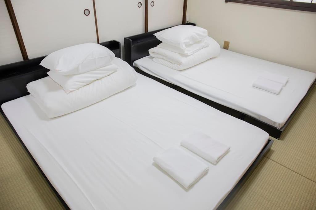 Villa 今宮 Guest House! 難波まで1駅!道頓堀とusjへアクセス抜群!jr線から徒歩4分!最大16人宿泊可能!貸切4ldk Osaka