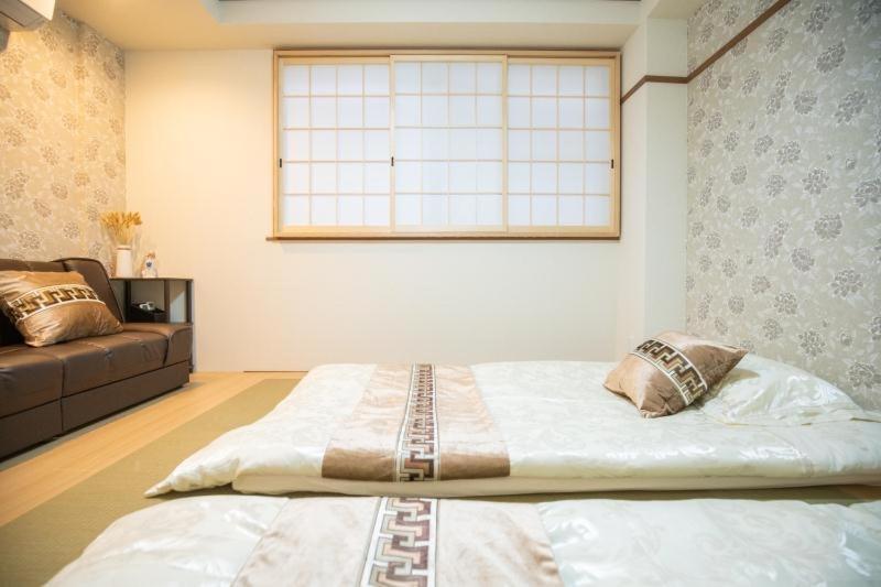Apartment 日本橋车站7号出口零距离三室一厅日式电梯公寓房道顿堀黑门市场徒步2分钟 Osaka