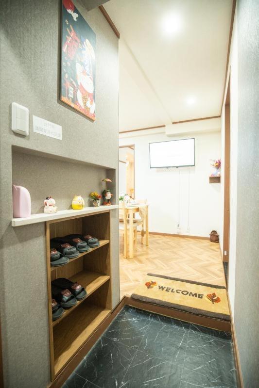 日本橋车站7号出口零距离三室一厅日式电梯公寓房道顿堀黑门市场徒步2分钟 *