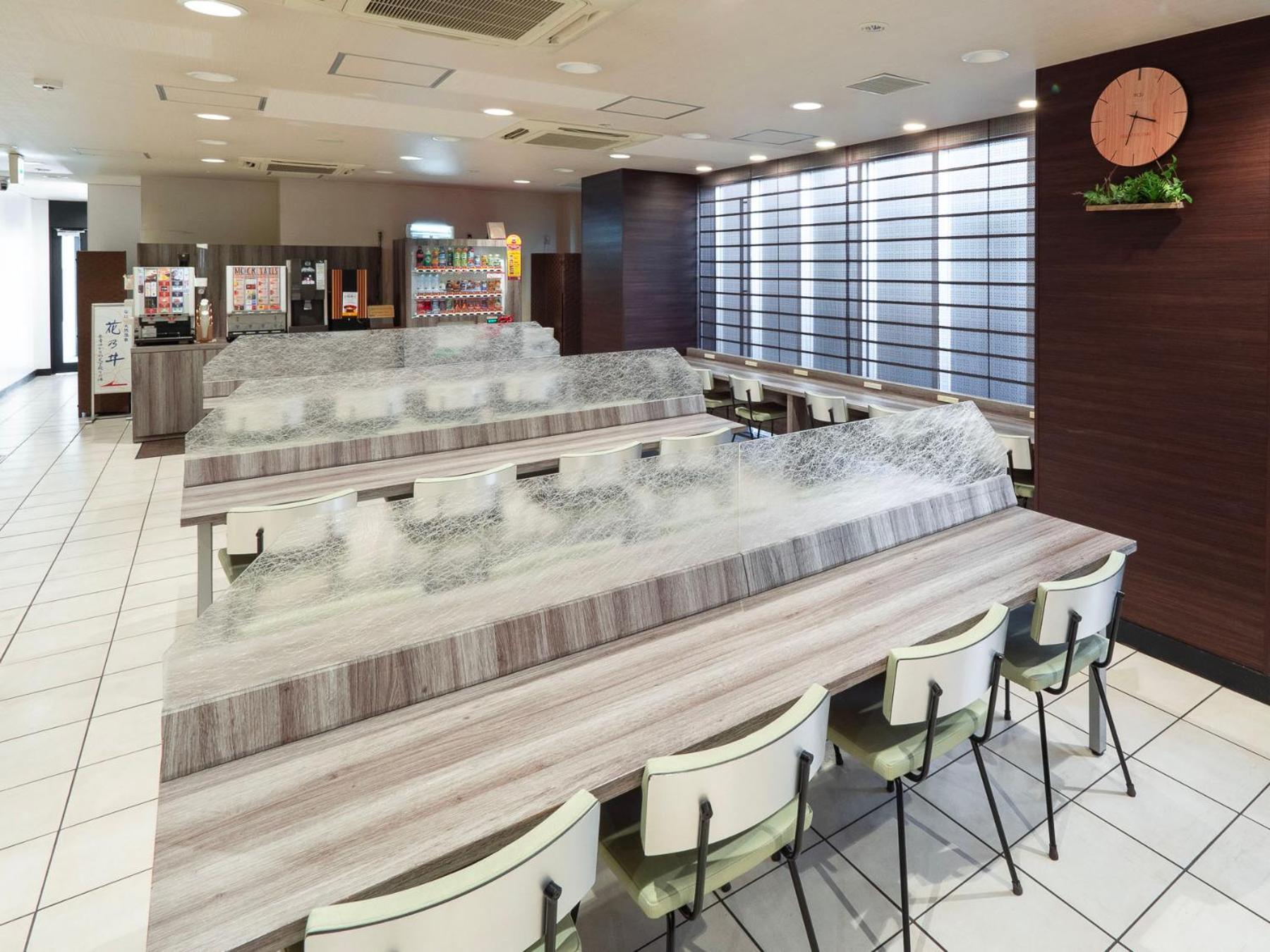 Hotel Super Jr Shin-osaka Higashiguchi 3*