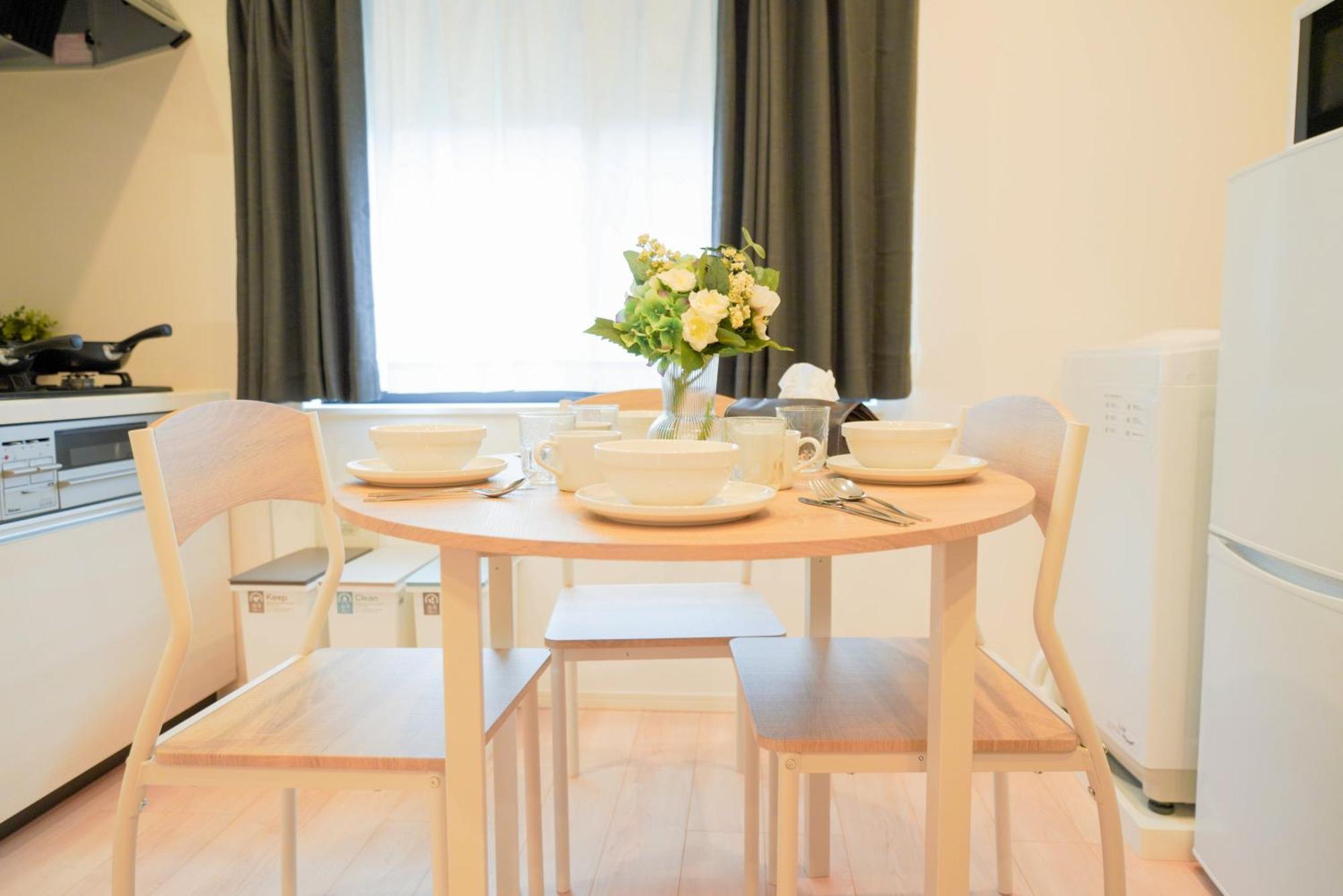 Apartment White Color New Design 5ppl Funny Play House 2ldk *