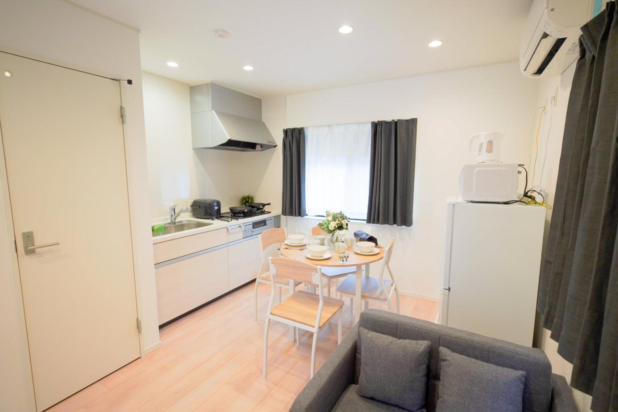 White Color New Design 5ppl Funny Play House 2ldk * Osaka