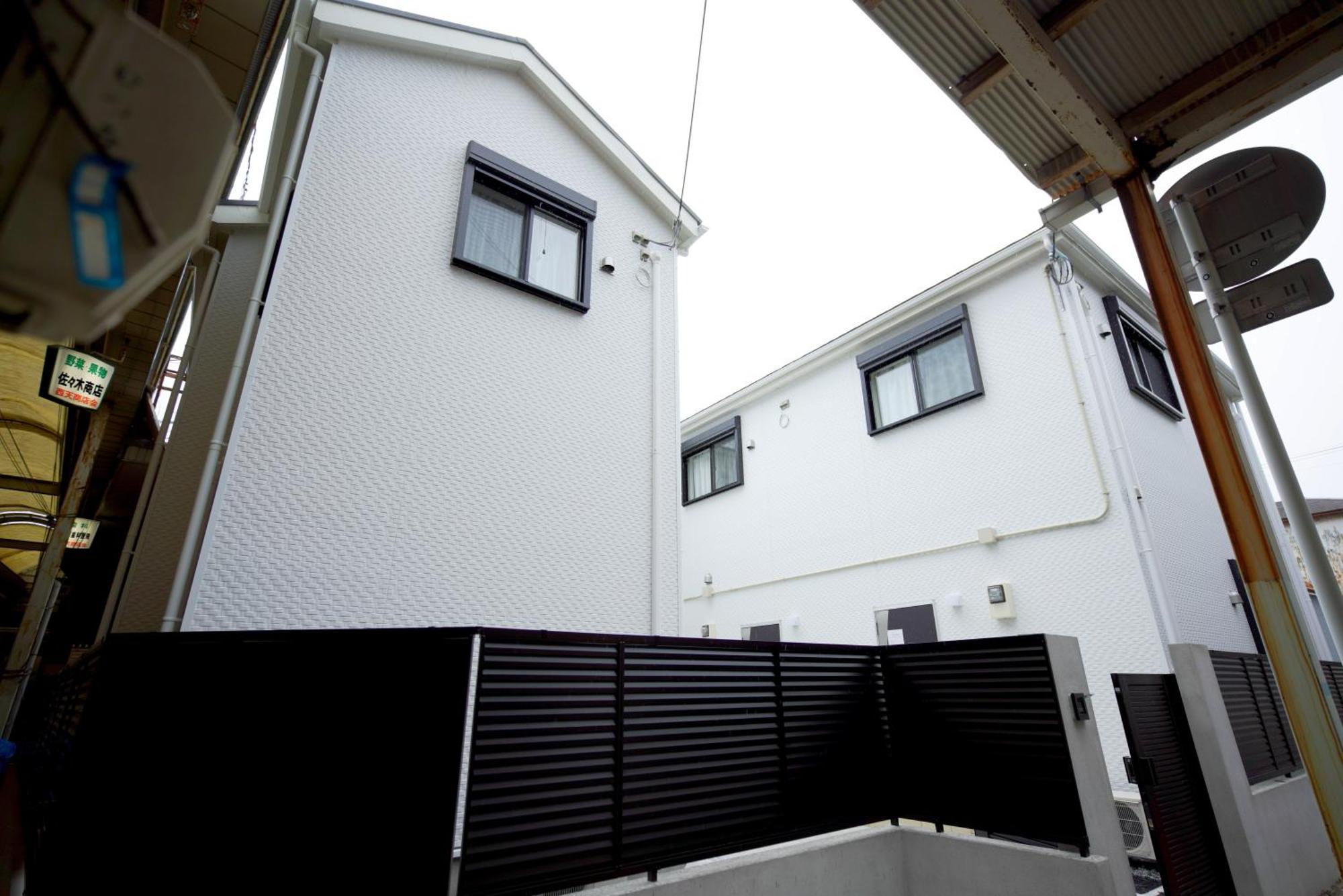 Apartment White Color New Design 5ppl Funny Play House 2ldk *