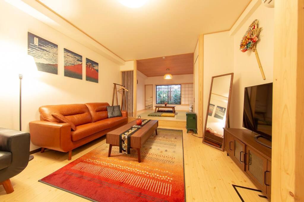 Luxury Modern Japanese Style House Osaka