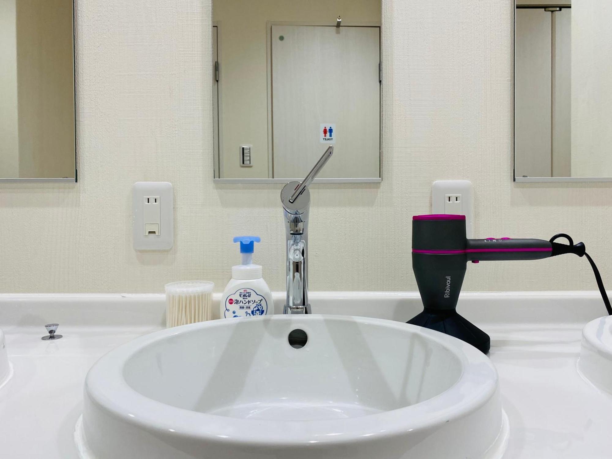 Hostel Bnb+ Shinsaibashi
