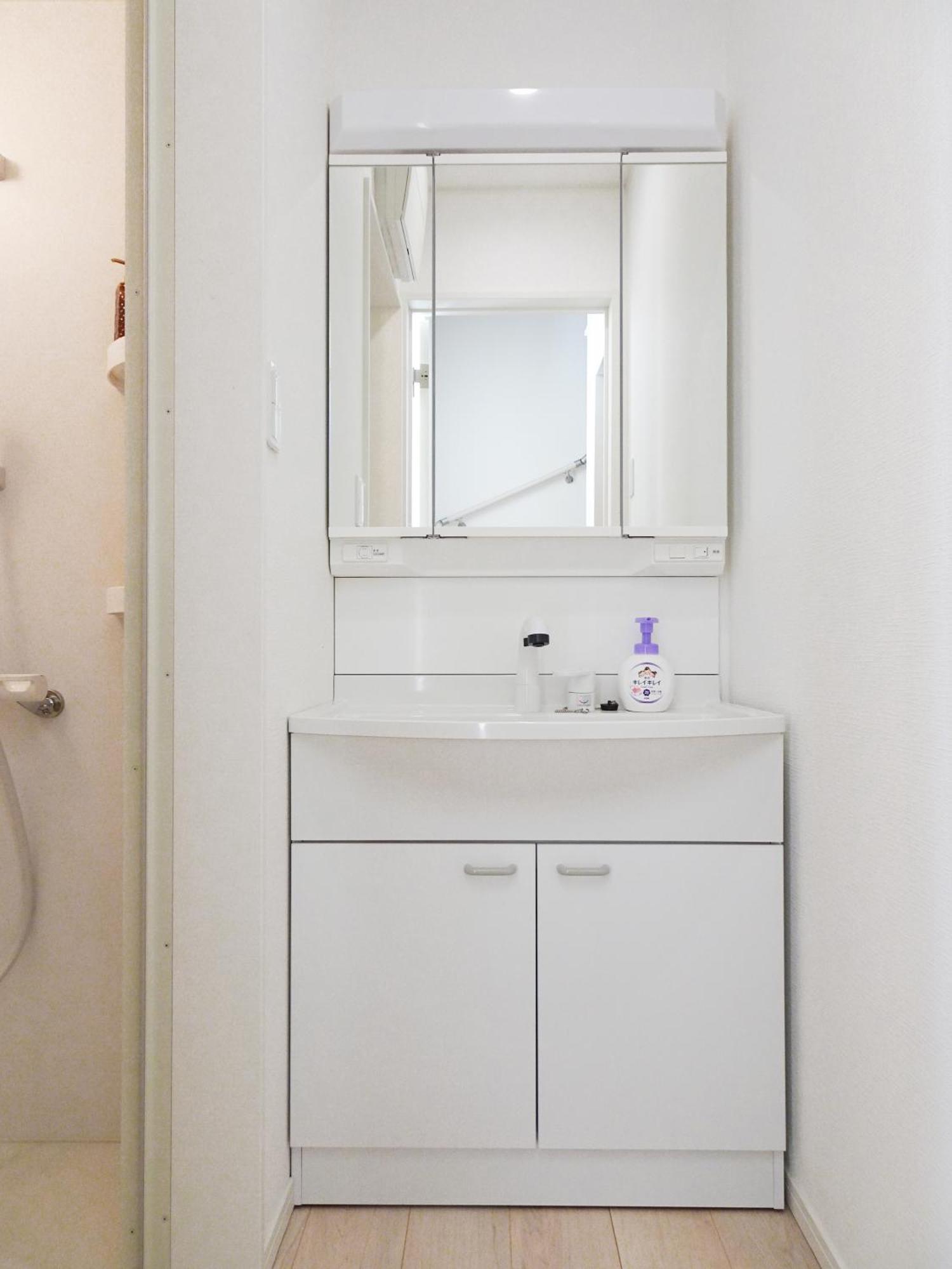 Apartment White Color New Design 5ppl Funny Play House 2ldk *